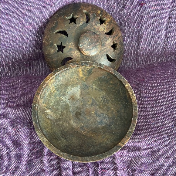 Carved Soapstone Incense Burner - Picture 5 of 5